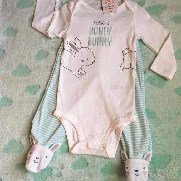Carter's Other - ‼️SALE‼️Carters Two Piece Unisex Bunny Set